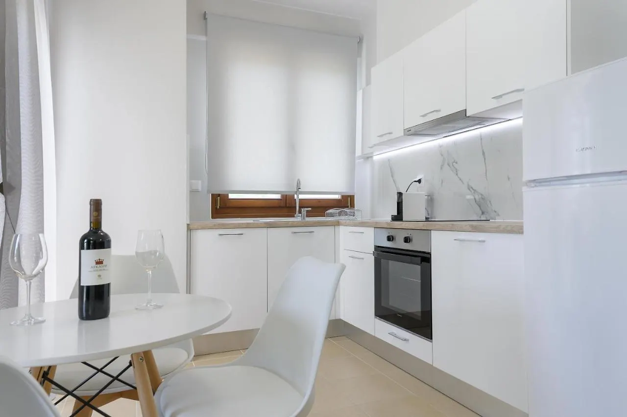 Armenos Elegance Apartments Ierissos